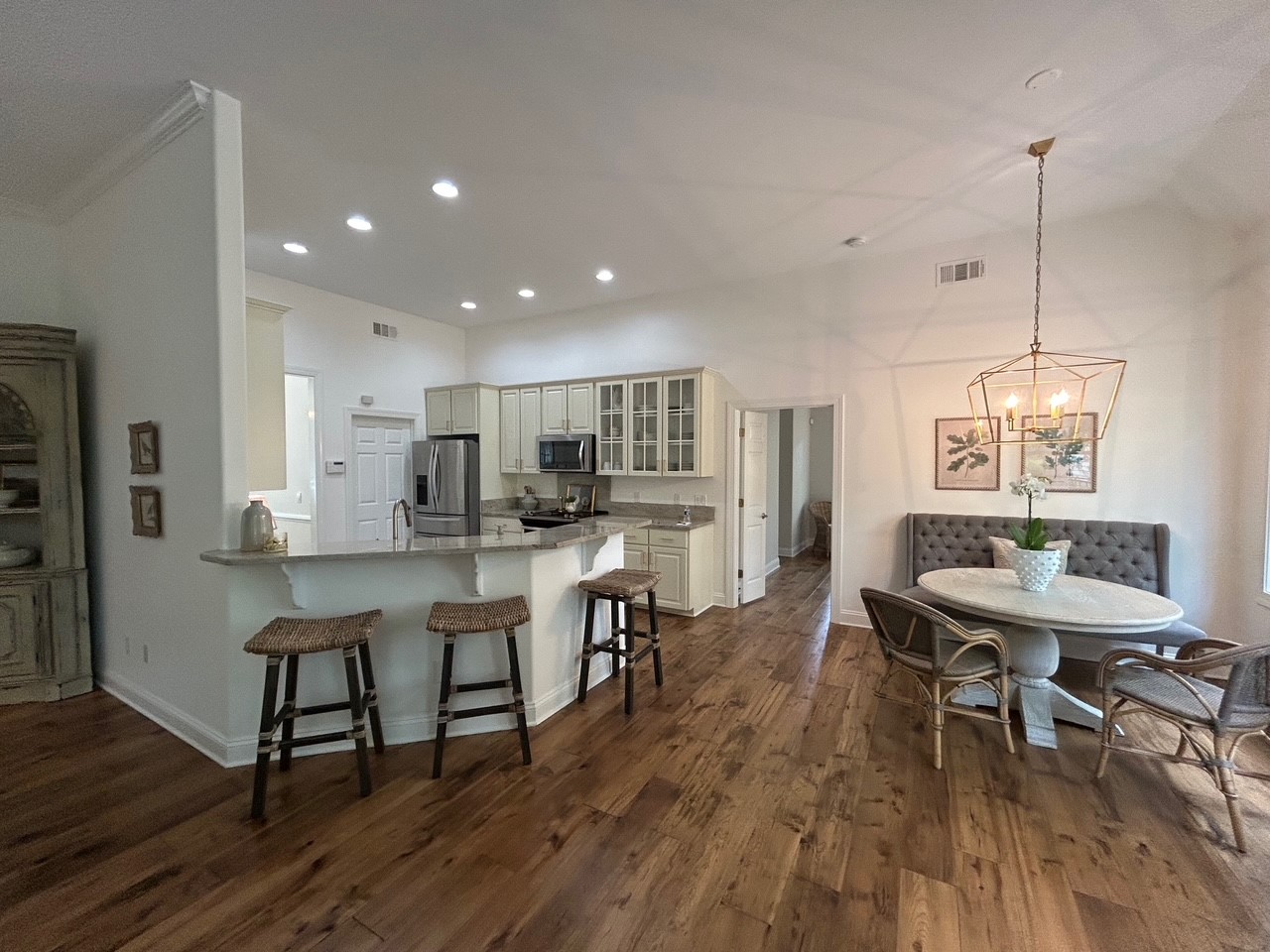 Open Kitchen 